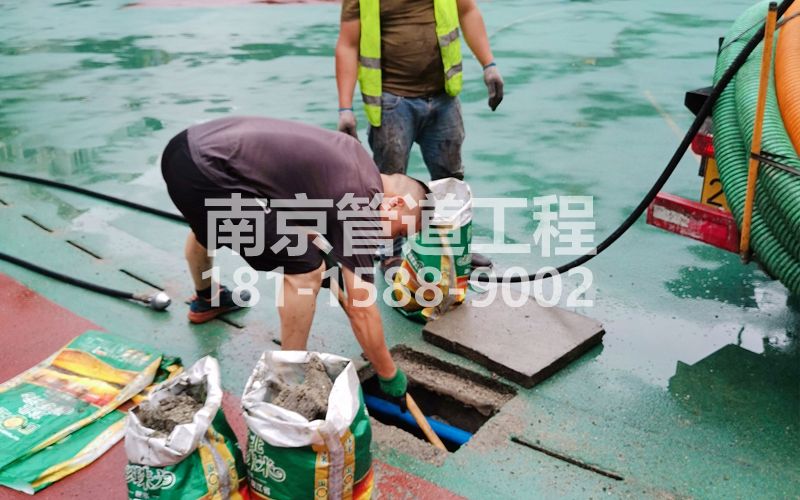 218樱铁村管道清淤